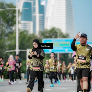 Runner Photo 6835311