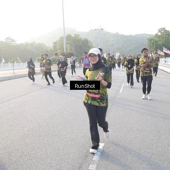 Runner Photo 6835326