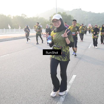 Runner Photo 6835335