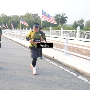 Runner Photo 6835340
