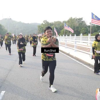 Runner Photo 6835346