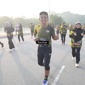 Runner Photo 6835359