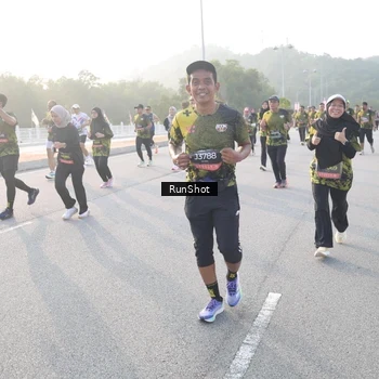 Runner Photo 6835362