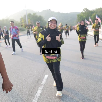 Runner Photo 6835368