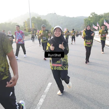 Runner Photo 6835373