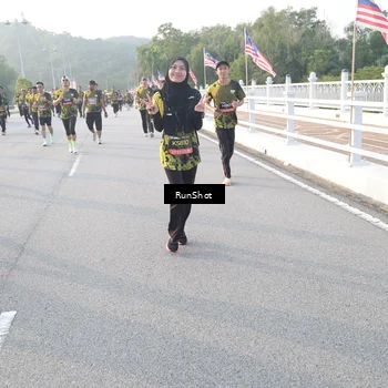 Runner Photo 6835378