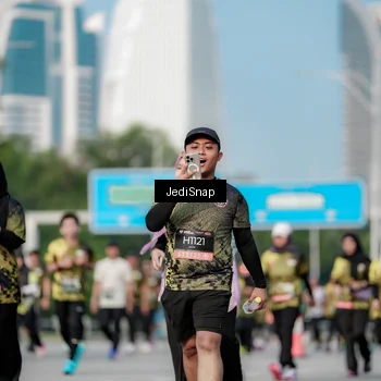 Runner Photo 6835381