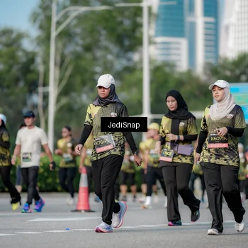 Runner Photo 6835389