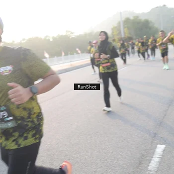 Runner Photo 6835398