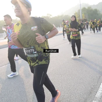 Runner Photo 6835399
