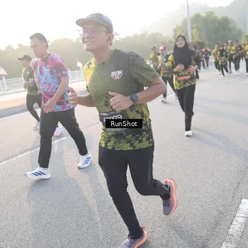 Runner Photo 6835401
