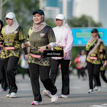 Runner Photo 6835413
