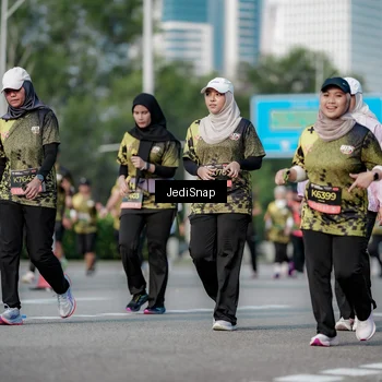 Runner Photo 6835416