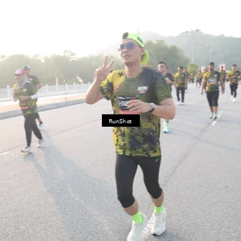 Runner Photo 6835418
