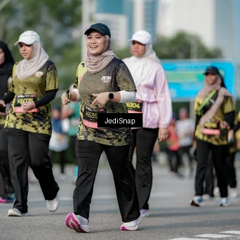 Runner Photo 6835421