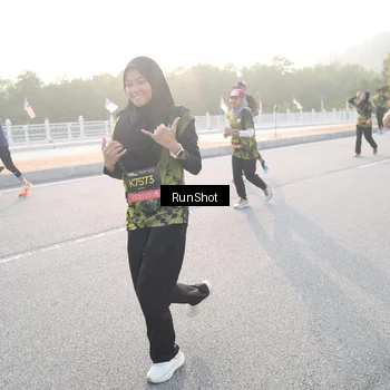 Runner Photo 6835422