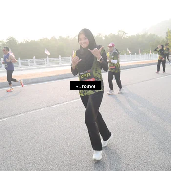 Runner Photo 6835425