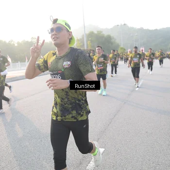 Runner Photo 6835426
