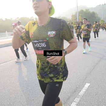 Runner Photo 6835435