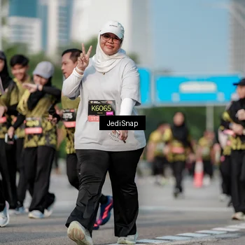 Runner Photo 6835453