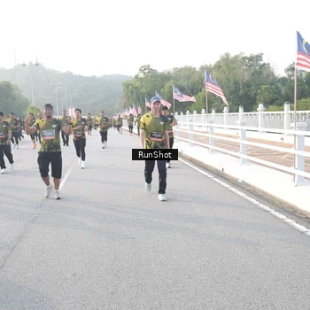 Runner Photo 6835454