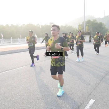 Runner Photo 6835459