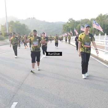 Runner Photo 6835467