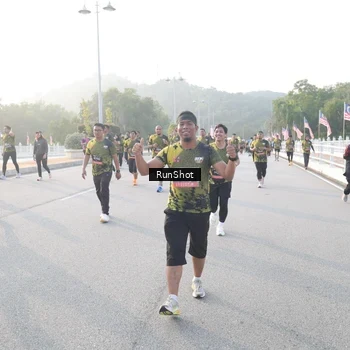 Runner Photo 6835487