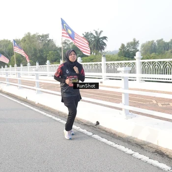 Runner Photo 6835488