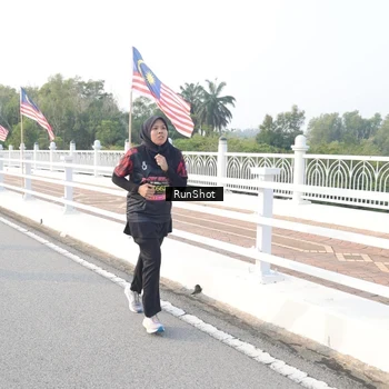 Runner Photo 6835489