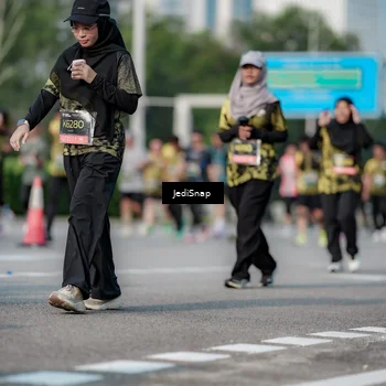 Runner Photo 6835494