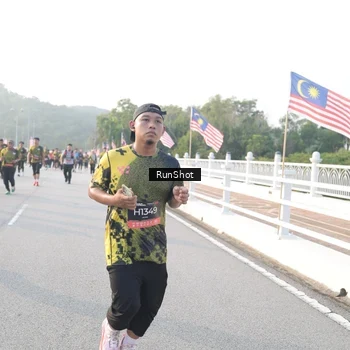 Runner Photo 6835497