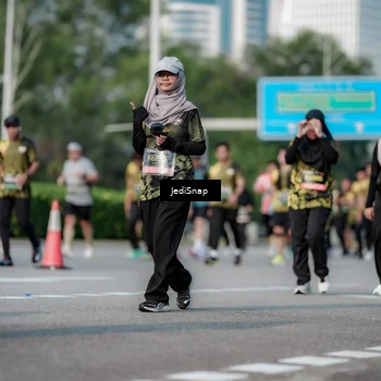 Runner Photo 6835502