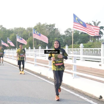 Runner Photo 6835529