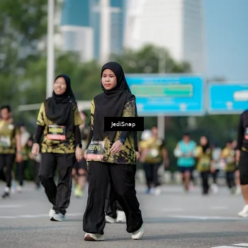 Runner Photo 6835532