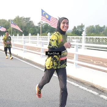 Runner Photo 6835542