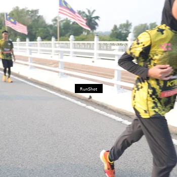 Runner Photo 6835546