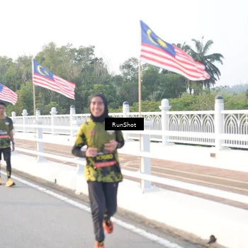 Runner Photo 6835547