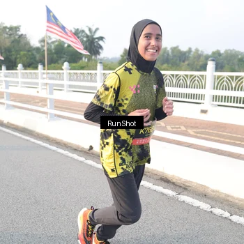 Runner Photo 6835549