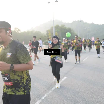 Runner Photo 6835555