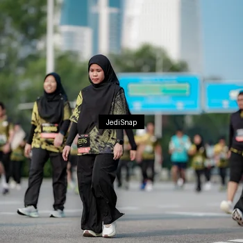 Runner Photo 6835558