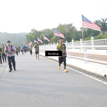 Runner Photo 6835559