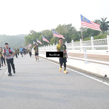 Runner Photo 6835560