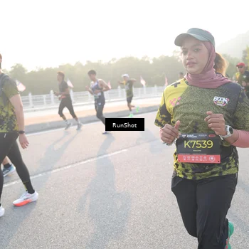 Runner Photo 6835564