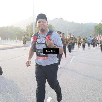 Runner Photo 6835585