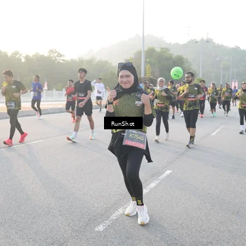 Runner Photo 6835605
