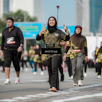 Runner Photo 6835608