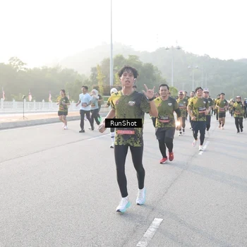 Runner Photo 6835611