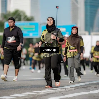 Runner Photo 6835615