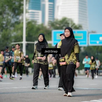 Runner Photo 6835617